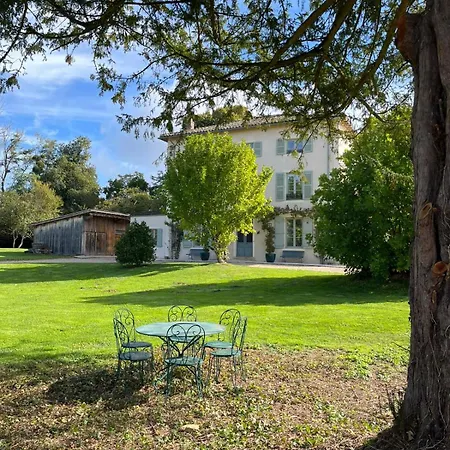 Domaine Les Darbonnets - Et Table D'hôtes Couette-café *
