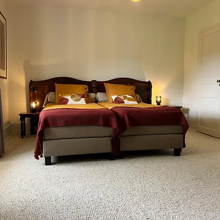 Domaine Les Darbonnets - Et Table D'hotes Bed & Breakfast